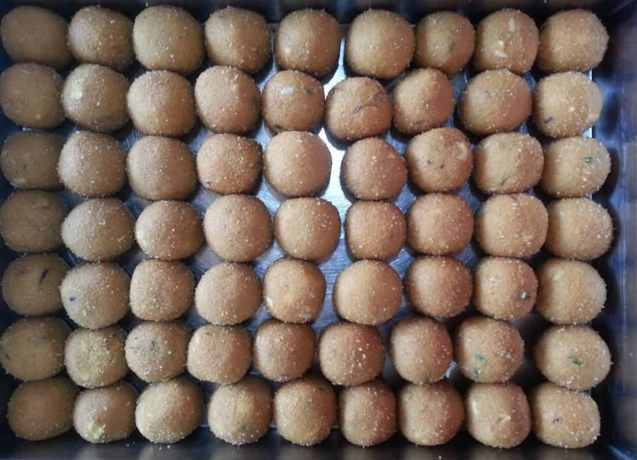 Besan Laddu