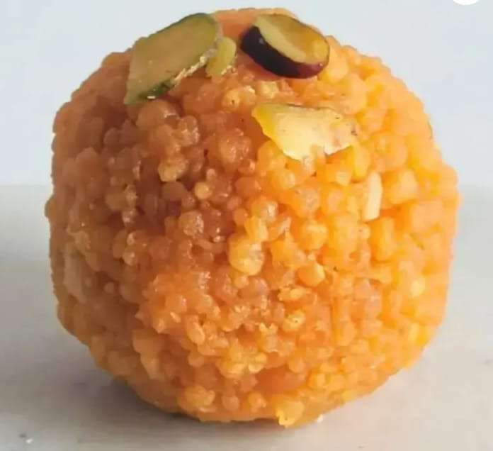 Sanna Boondi Laddu With Ghee