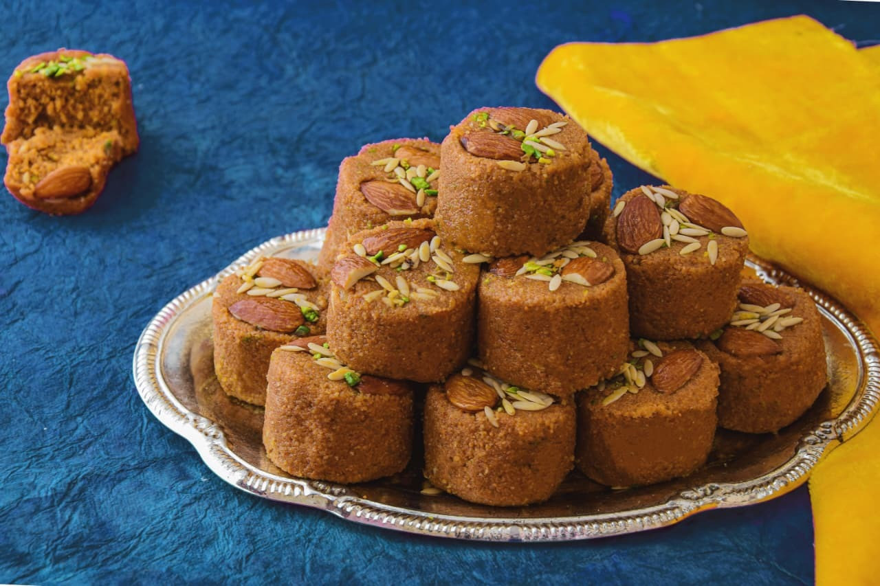 Besan Laddu